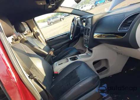 2018 Dodge Grand Caravan Sxt z USA, uszkodzony, nr VIN 2C4RDGCG1JR264025